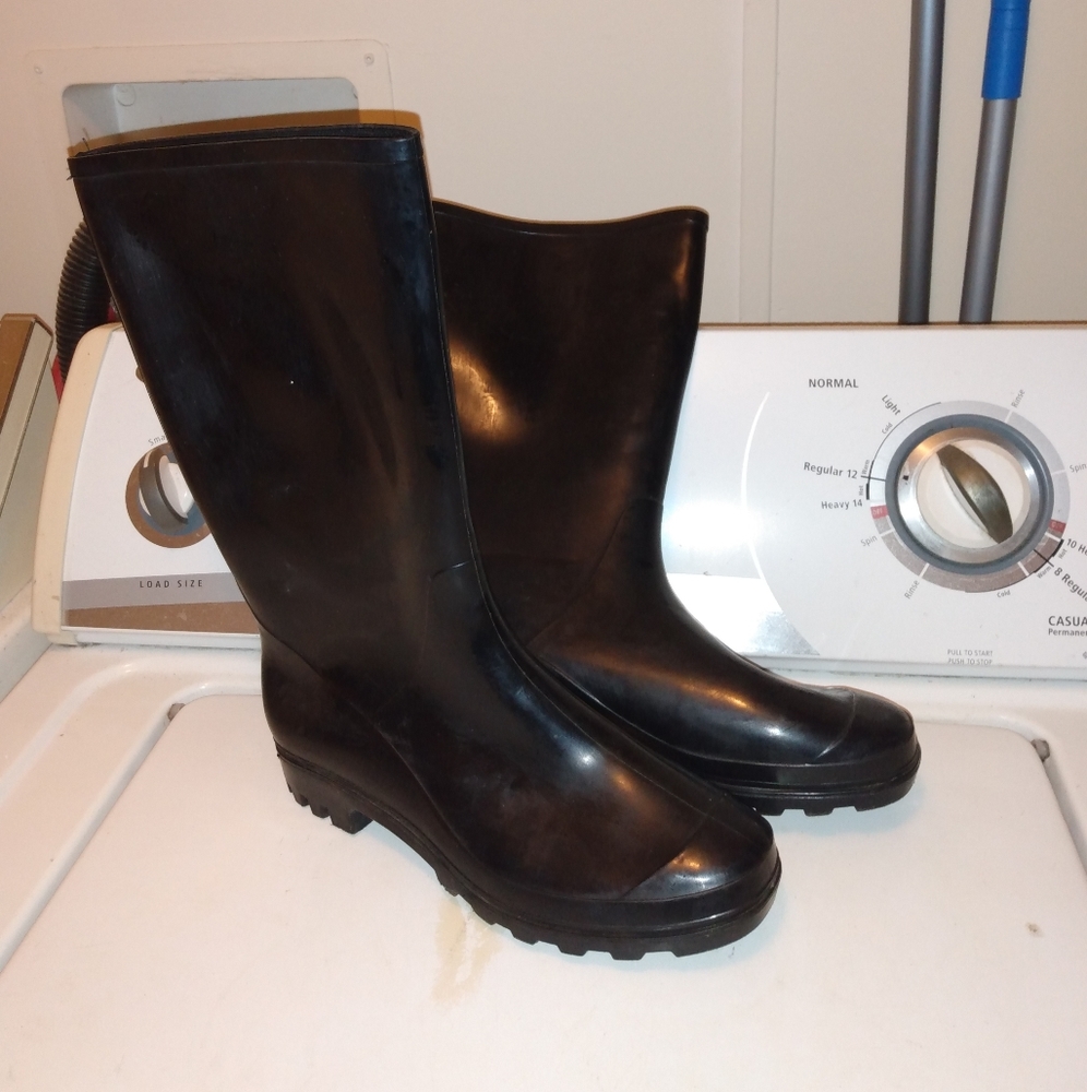 Rainboots